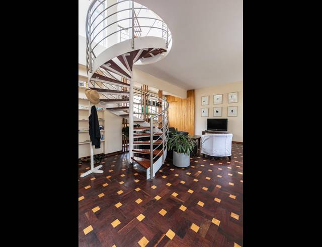 2 BEDROOM PENTHOUSE TO LET IN JOHANNESBURG CENTRAL